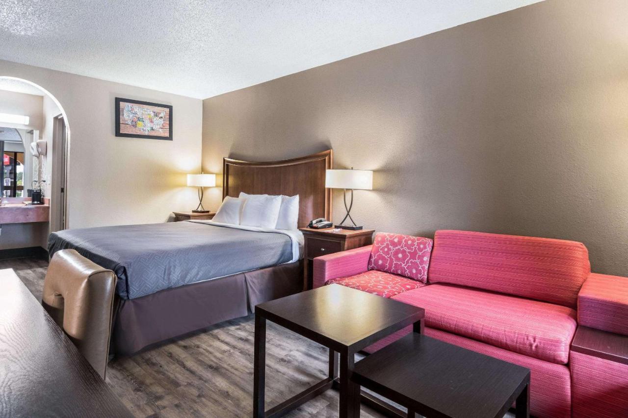 Econo Lodge Гейнсвилл Экстерьер фото